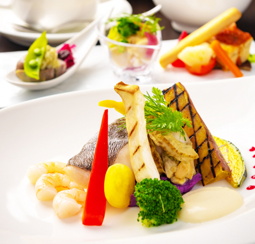 「ご好評につき期間延長！」ヴィアンドランチ（厚切りローストビーフ）セット ～ご提供期間 延長のお知らせ～